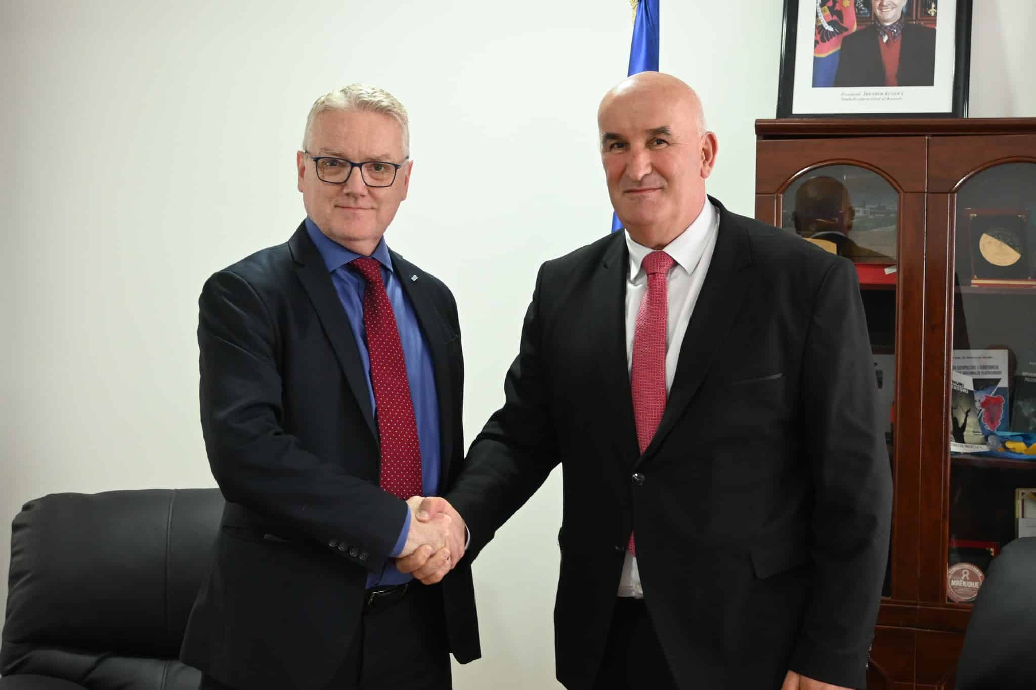 Kryetari Haliti priti Ambasadorin McGurk, Shef i ri i Misionit të OSBE-së në Kosovë