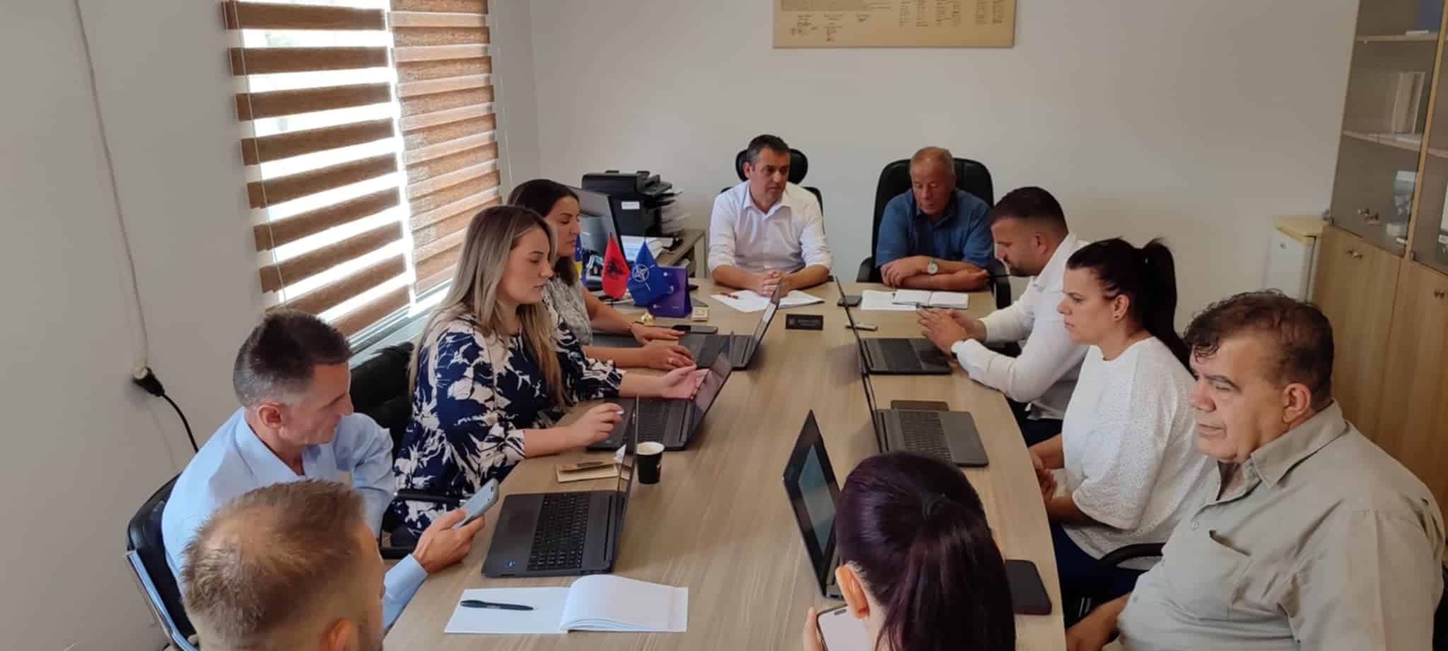 Komiteti për Politikë dhe Financa mbajti mbledhjen e gjashtë të rregullt